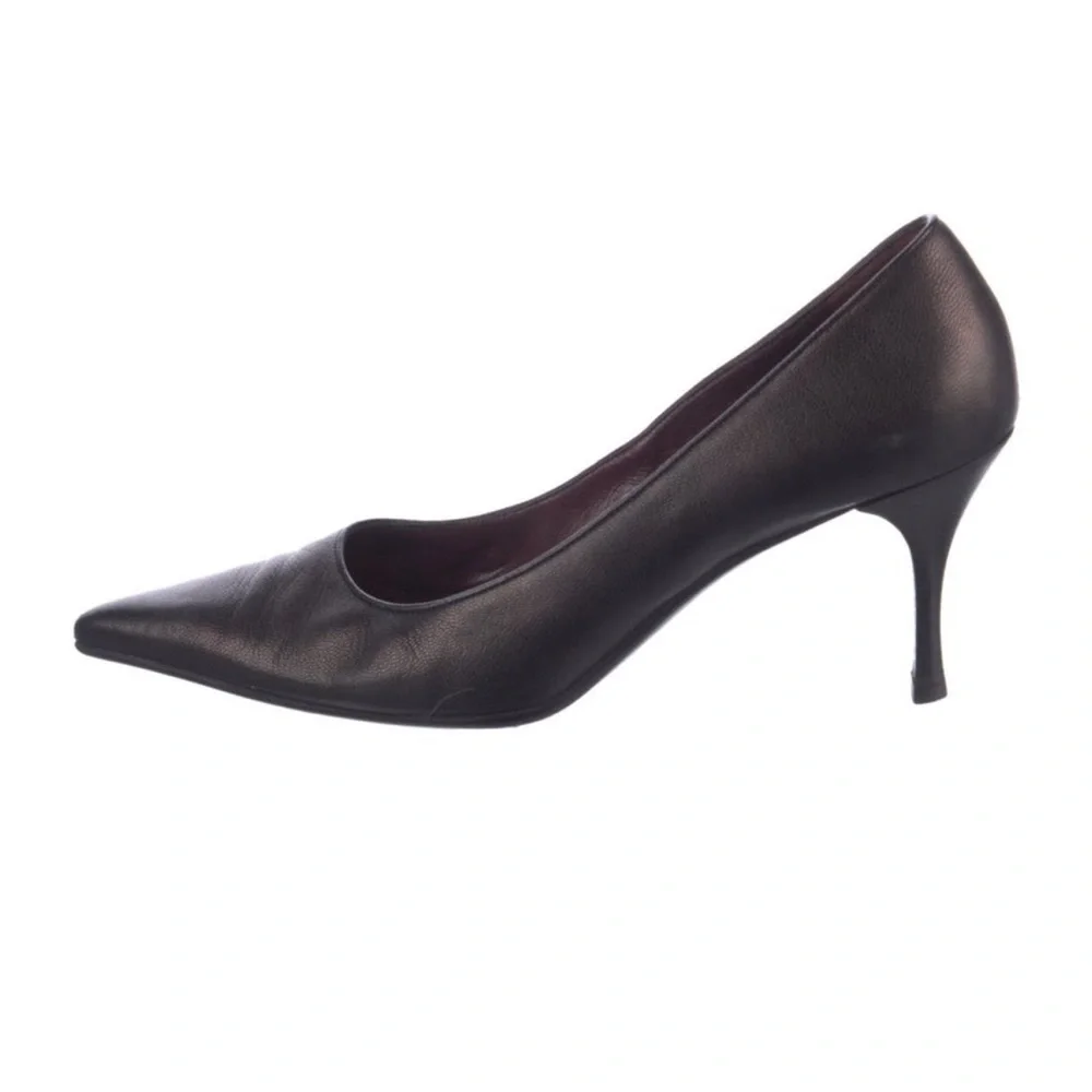 Gucci Black Pointed-Toe Leather Pump - Picture 2 of 5